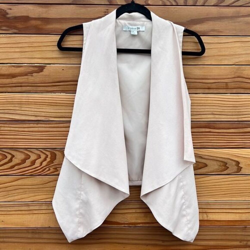 Creamy Vest 
